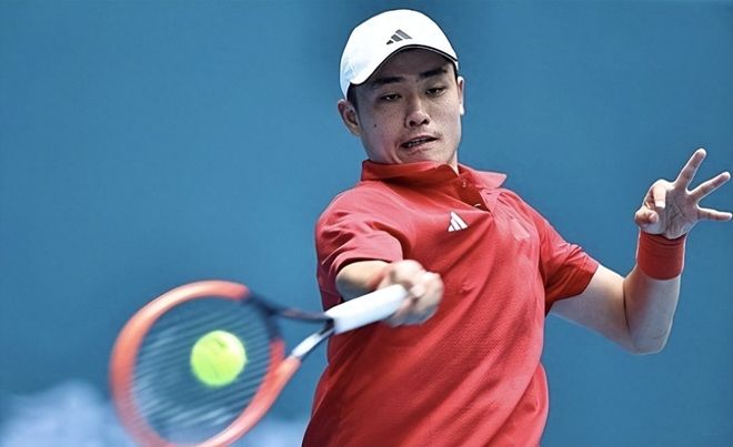 并且在西班 并且在西班